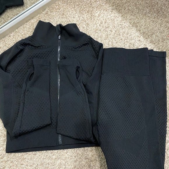 Workout Set - Picture 4 of 4